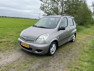 Toyota Yaris Verso 1.3 VVT-i Sol