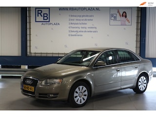 Audi A4 Limousine 2.5 TDI / FULL SERVICE / TECHNISCH UNIEK GOED ! ! !