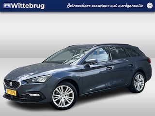 Seat Leon Sportstourer 1.0 eTSI Style Business Intense / Navigatie / App connect / Parkeersensoren V+A / Fabriek garantie 2028 /