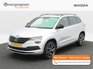 Skoda Karoq 1.5 TSi 150 Pk Automaat Sportline Business | Panorama dak | Stoelverwarming | Trekhaak | Camera | CarPlay | 19 Inch | 79.362 Km !!