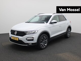 Volkswagen T-Roc 1.0 TSI Style | 116 PK | | Apple Carplay / Android Auto | Navigatie | Parkeersensoren Voor & Achter | Buitenspiegels Elektrisch Inklapbaar | Cruise Control Adaptief