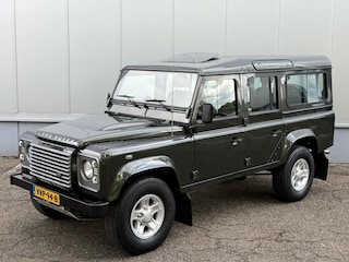 Land Rover Defender 2.4 TD 110 SW SE Airco Stoelverwarming Kanteldak LM Velgen LED Stof 96.000 km Topstaat!