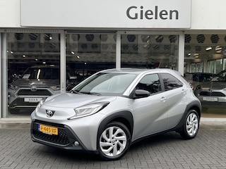 Toyota Aygo 1.0 VVT-i First Automaat | Eerste eigenaar, Lichtmetalen velgen, Adaptive cruise control, Parkeercamera, Weinig KM!