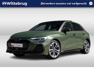 Audi A3 Sportback 45 TFSI e 272PK S edition Competition | Panoramadak | Carbon (pakket) Spoiler t.w.v. €2.470,- | SONOS | 18 Inch |