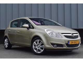 Opel Corsa 1.4-16V Cosmo | Automaat | 5-Drs | Clima | PDC | Half leder