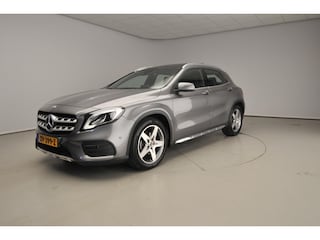 Mercedes-Benz GLA 180 Business Solution AMG | Panoramadak | Camera | Stoelverwarming