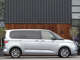 Volkswagen Multivan eHybrid 218PK / IQ-light / VIP 7- pers / 360°
