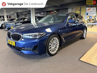 BMW 5-serie Touring 530e Business Edition Plus / trekhaak / Leder / pdc / 360 camera/cruise Adaptive