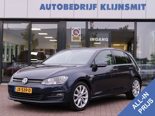 Volkswagen Golf 1.0 TSI Connected Series | Camera | Parkeersensoren | Carplay