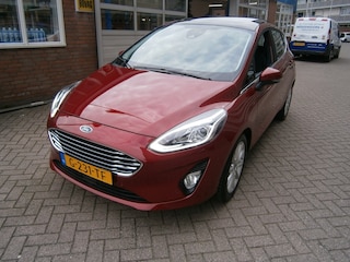 Ford Fiesta 1.0 EcoB. Titanium AUTOMAAT,Camera,Navigatie,Pdc,Panor.dak etc