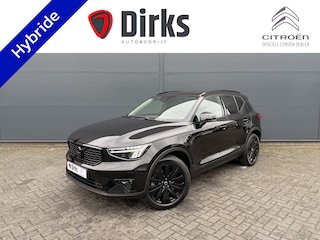 Volvo XC40 1.5 T4 Plug-in hybrid Ultimate Dark (Elektrisch Schuifdak - Trekhaak - Harman/Kardon - Leder incl verwarming/geheugen - Elektrische Klep - 19"Zwart - Adaptieve Cruise Controle)