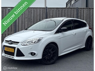 Ford Focus 1.6 EcoBoost Titanium/SCHUIFDAK/NW DISTRUBUTIE/