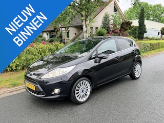 Ford Fiesta 1.4 Ghia 97PK Automaat•Airco
