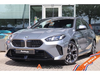 BMW 1-serie (f70) 120 M-SPORT 150pk AUT I Carplay I Harman Kardon I Navi I DAB I Sfeerverlichting