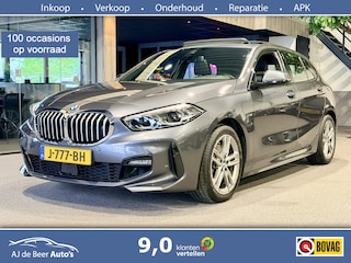 BMW 118i Executive Edition M-Sport | Panorama | Camera | NAP | Stoelverwarming | Sfeerverlichting