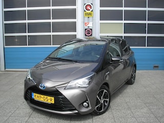 Toyota Yaris Hybrid Bi-Tone panorama 28.000 km