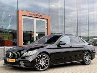 Mercedes-Benz C-klasse 180 | AMG Pakket | Burmester | Sfeerverlichting | 19 inch