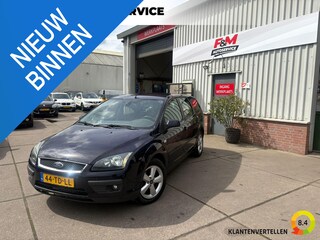 Ford Focus Wagon 1.6-16V Futura Airco, cruise