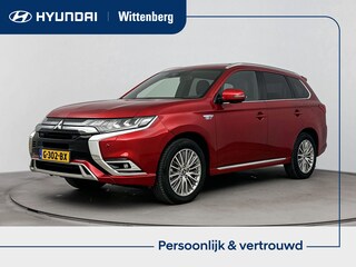 Mitsubishi Outlander 2.4 PHEV INSTYLE | LAGE KMSTAND! | PLUG-IN HYBRID | AUTOMAAT | TREKHAAK | ELEKTRISCH SCHUIFKANTELDAK | CLIMA | CRUISE ADAPT. | CAMERA | I-KEY | NAVI | STOELVERWARMING | 18'' LM VELGEN |