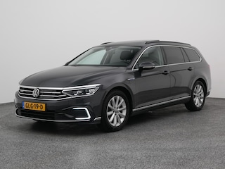 Volkswagen Passat Variant 1.4 TSI PHEV GTE Business | PANO | ADAPTIVE | STOELVERW. | STOELMASSAGE | TREKHAAK