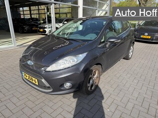 Ford Fiesta 1.25 Titanium | Autom. Airco | Cruise Control | LMV | Elekt. Ramen | PDC | APK tot 28-09-2026!