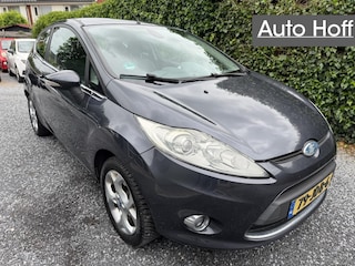 Ford Fiesta 1.25 Titanium | Autom. Airco | Cruise Control | LMV | Elekt. Ramen | PDC | APK tot 28-09-2026!