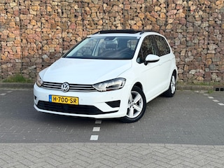 Volkswagen Golf Sportsvan 1.4 TSI Highline Automaat Pano PDC Trekhaak