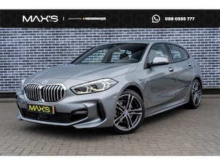 BMW 118i Business Edition | M-Sport | Trekhaak | Lichtmetalen Velgen 18 inch | Achteruitrijcamera | Parkeersensoren | BMW Live Cockpit Professional | Sportstoelen | Sportonderstel