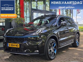 Lynk & Co 01 1.5 | Zwarte hemel | Panodak | Apple Carplay | LM Velgen | Cruise Control | Navigatie