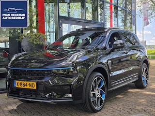 Lynk & Co 01 1.5 | Zwarte hemel | Panodak | Apple Carplay | LM Velgen | Cruise Control | Navigatie