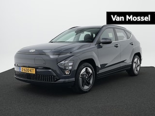 Hyundai Kona Comfort 65.4 kWh | 1e Eigenaar | Warmtepomp | Adaptieve Cruise Control | Apple Carplay/Android Auto | Achteruitrij Camera | Keyless Entry |