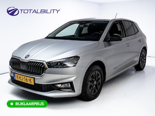 Skoda Fabia 1.0 TSI Business Edition |Stoelverwarming | Cruise | Camera | Apple Carplay/Android auto | PDC V+A, Led, Stoelen in hoogte verstelbaar, Lichtmetalen velgen