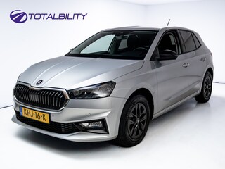Skoda Fabia 1.0 TSI Business Edition |Stoelverwarming | Cruise | Camera | Apple Carplay/Android auto | PDC V+A, Led, Stoelen in hoogte verstelbaar, Lichtmetalen velgen