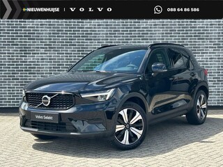 Volvo XC40 Plug-in Hybrid T4 Plus Dark | Nieuw model | Achteruitrijcamera | Keyless Entry | Elektrische Achterklep | Harman Kardon Audio | Navigatie | Apple Carplay | Android Auto | Lichtmetalen Velgen 19 inch | Stoel- en stuurverwarming |