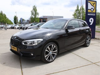 BMW 118i M-Pakket Automaat, NL-Auto, LED, PDC SALE!!