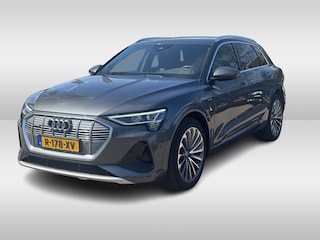 Audi e-Tron 55 quattro S edition 95 kWh / SoH 96,4% / 50.665 km! / Trekhaak / Camera / Keyless / B&O /  21'' / Luchtvering / CarPlay / Stoelverwarming / DAB / ACC