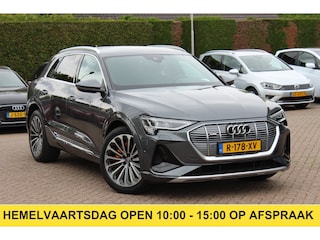 Audi e-Tron 55 quattro S edition 95 kWh / SoH 96,4% / 50.665 km! / Trekhaak / Camera / Keyless / B&O /  21'' / Luchtvering / CarPlay / Stoelverwarming / DAB / ACC