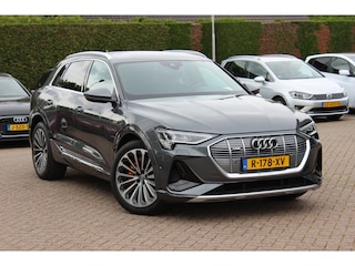Audi e-Tron 55 quattro S edition 95 kWh / SoH 96,4% / 50.665 km! / Trekhaak / Camera / Keyless / B&O /  21'' / Luchtvering / CarPlay / Stoelverwarming / DAB / ACC