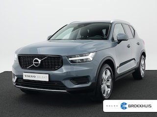 Volvo XC40 T2 Momentum | Trekhaak | Stoel- & Stuurverwarming | Camera | Carplay | Navigatie | Privacy Glass