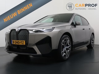 BMW iX xDrive40 High Executive 77 kWh Trekhaak | SOH 97% | Pano | Harman Kardon | HUD |