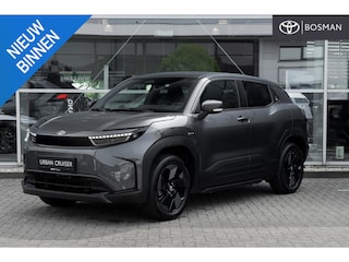 Toyota Urban Cruiser Dynamic 61 kWh