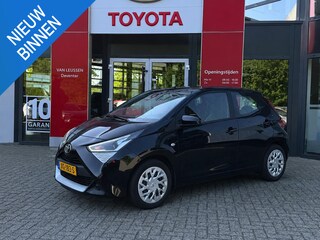 Toyota Aygo 1.0 VVT-i x-play NL-AUTO 1E EIGENAAR CAMERA AIRCO