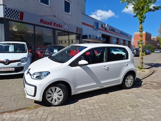 Volkswagen Up 1.0 BMT MOVE UP! / Airco /