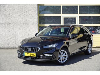 Seat Leon Sportstourer 1.5 TSI 131PK! Style Launch Edition BJ2020 Lmv 16" | Led V+A | Pdc | Achteruitrijcamera | App-Connect | Navi | Virtual cockpit | Climate control | Cruise control | Extra getint glas