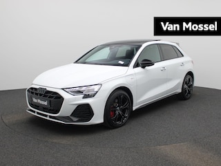 Audi A3 Sportback 45 TFSI e S edition Competition l Adaptive cruise control l Glazen panoramadak l Elektr. instel. bestuurd.stoel l Climate control l Achteruitrijcamera l Stoelverwarming l Optiekpakket zwart plus