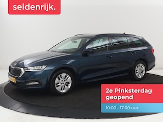 Skoda Octavia 1.0 e-TSI Business Edition | Stoelverwarming | Carplay | Navigatie | Full LED | Digital Cockpit | Cruise control | Parkeerhulp | Climate control | Bluetooth | Getint glas
