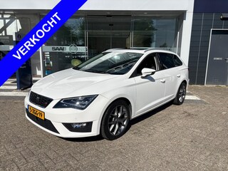 Seat Leon ST 1.4 TSI ACT FR Dyn | Pano | Trekhaak | Dsg