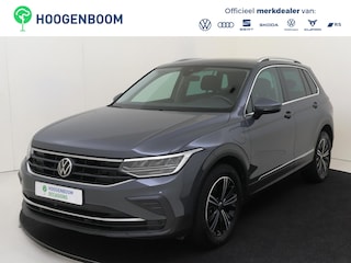 Volkswagen Tiguan 1.4 TSI eHybrid Life | SoH 96% | Adaptieve cruise control | Navigatie | 3-zone airco | Digital cockpit Pro | CarPlay | Parkeersensoren |