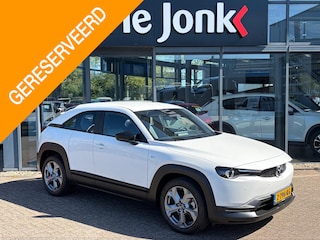 Mazda MX-30 e-SkyActiv EV 145 Prime-line 36 kWh AUTOMAAT | PARKEERSENSOREN V+A | DODEHOEKDETECTIE | ACHTERUITRIJCAMERA | ADAPT. CRUISE CONTROL | KEYLESS | CLIMATE CONTROL | CARPLAY |