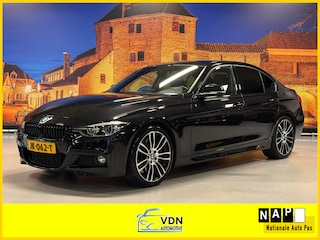 BMW 330i High Exe M-Sport Aut Leer Harman Kardon